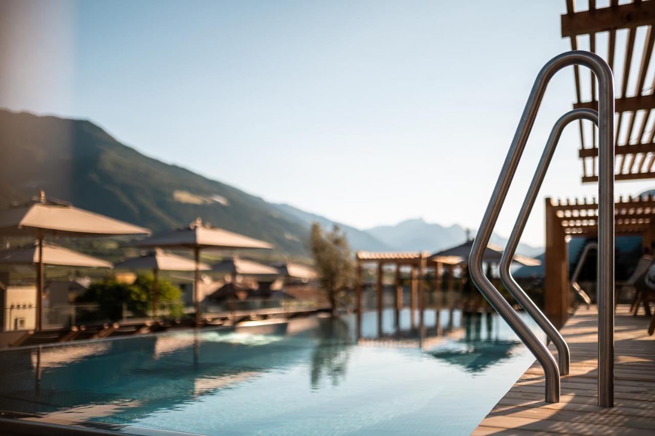 Sonnen Resort Натурно Екстер'єр фото