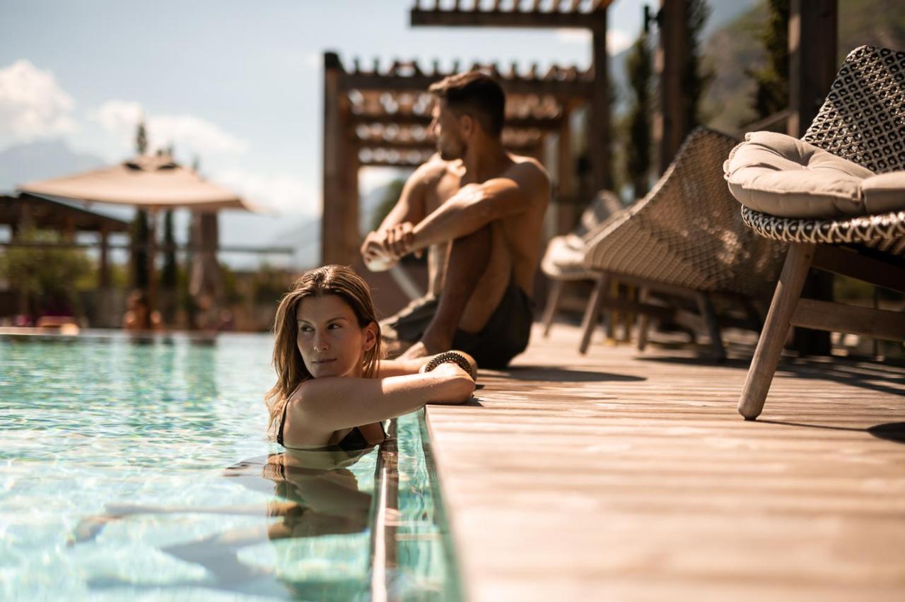 Sonnen Resort Натурно Екстер'єр фото