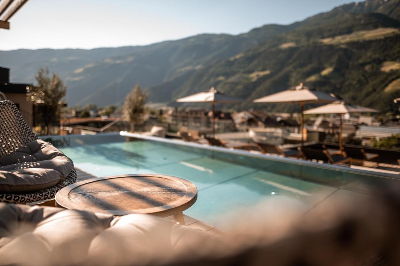 Sonnen Resort Натурно Екстер'єр фото