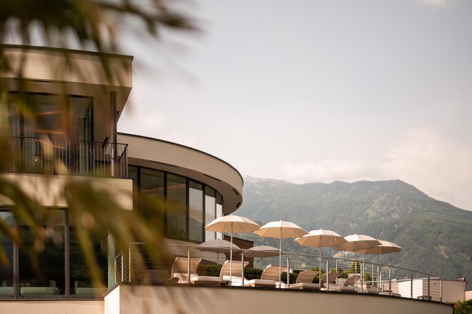 Sonnen Resort Натурно Екстер'єр фото